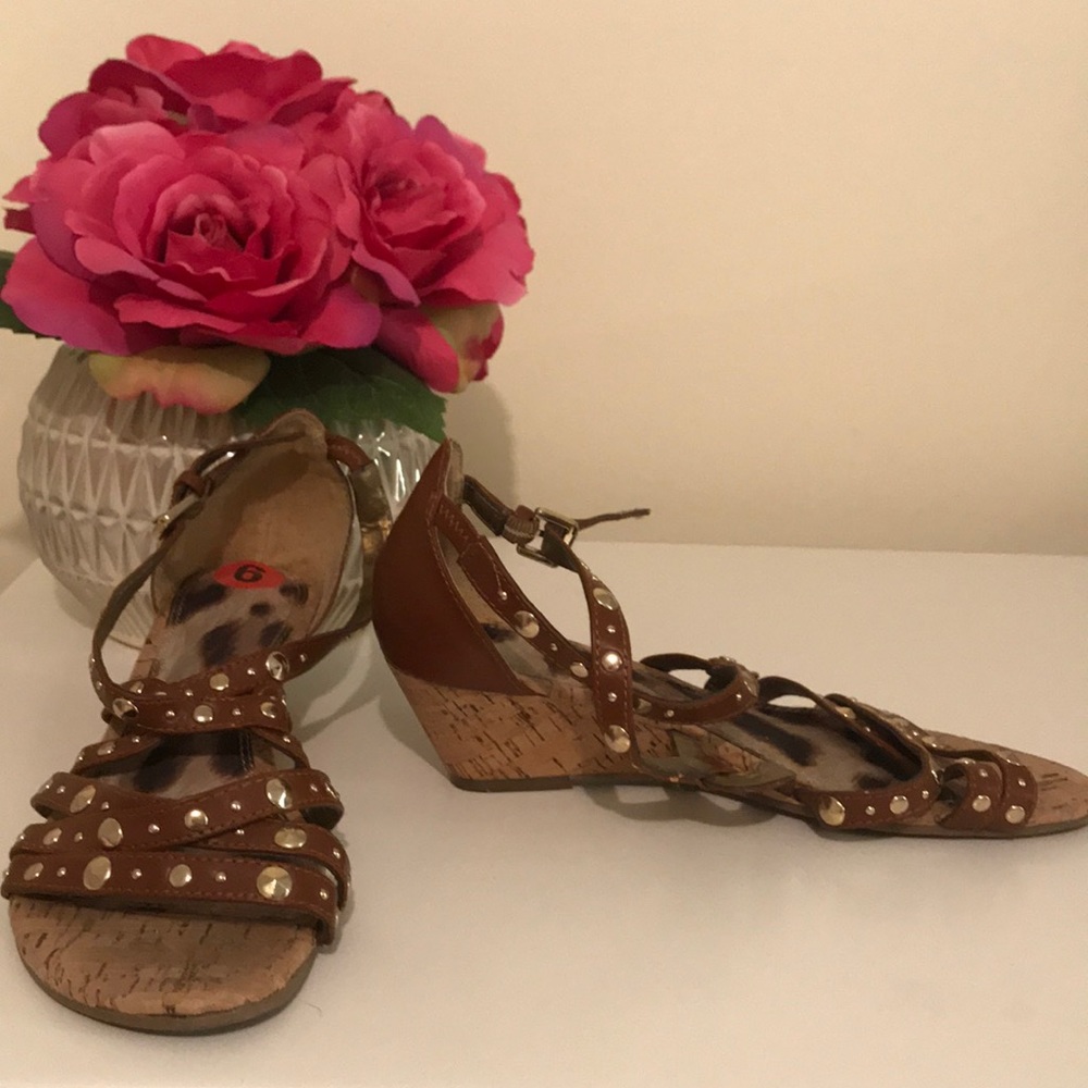 Guess wedge sandal